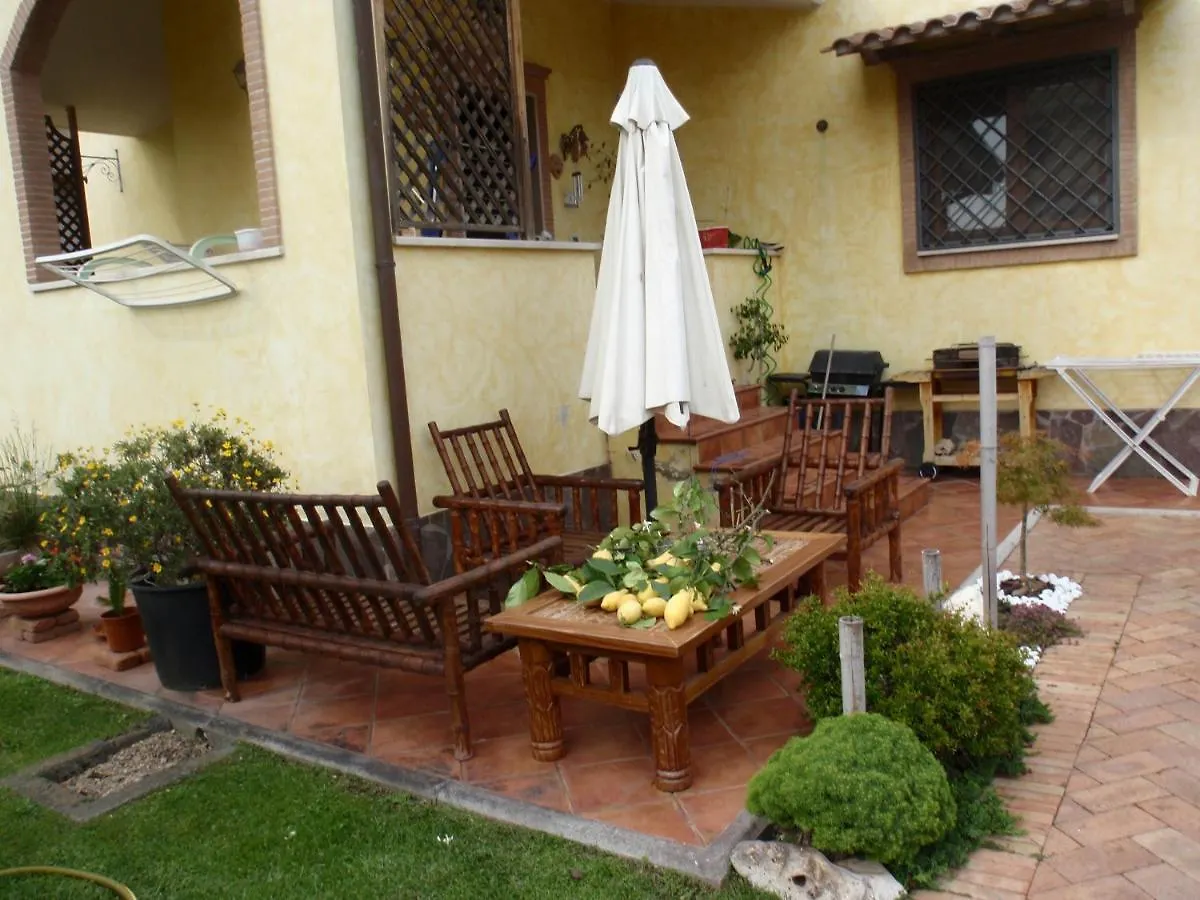 Paoline's suite in villa Fiumicino Italie