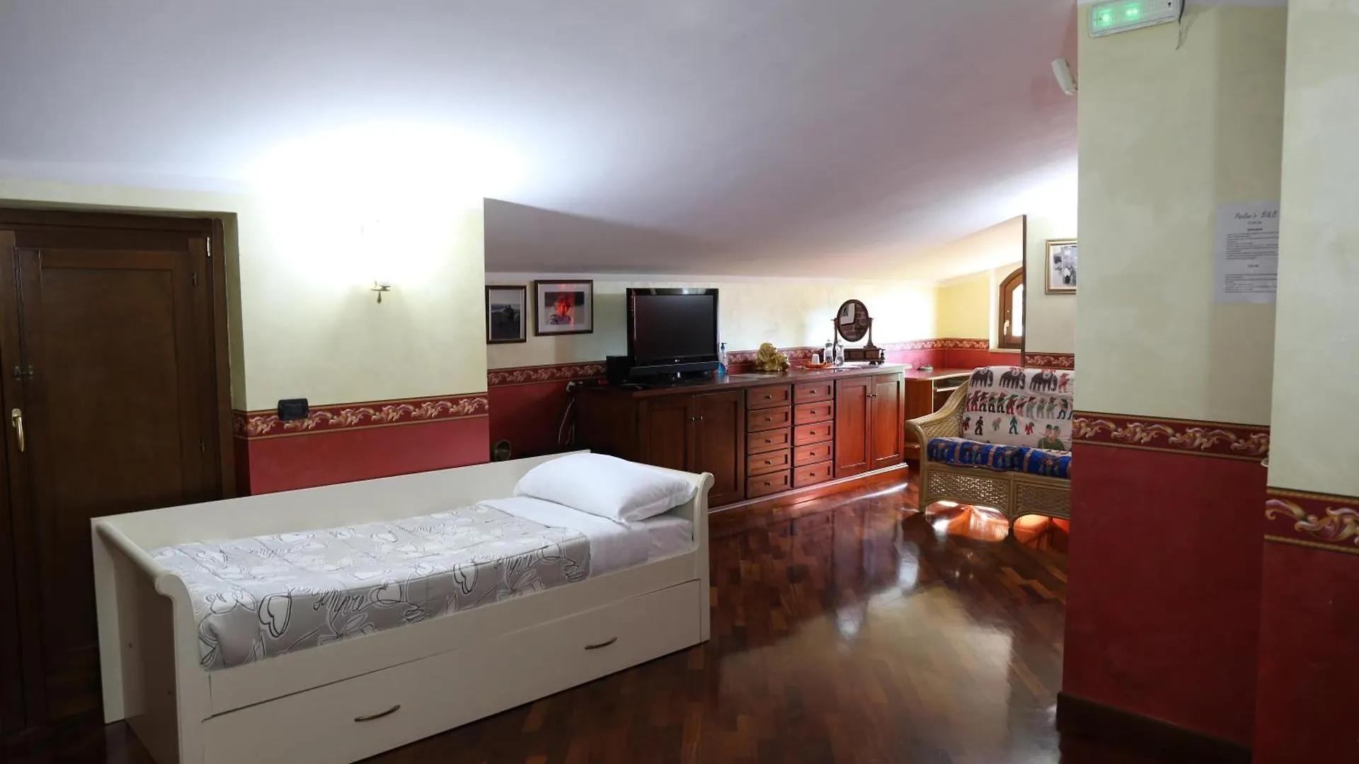 Couette-café Paoline's suite in villa Fiumicino